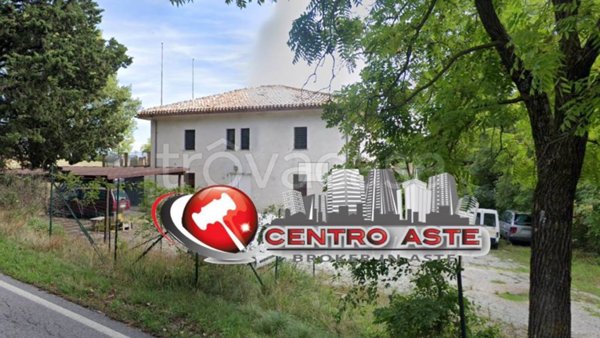 negozio in vendita ad Urbino