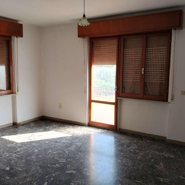 casa indipendente in vendita ad Urbino in zona Canavaccio