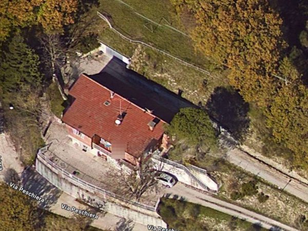 appartamento in vendita ad Urbino in zona Sasso
