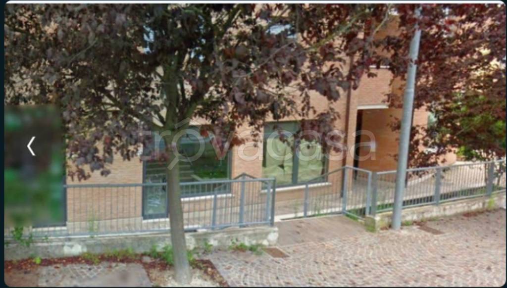 negozio in vendita ad Urbino