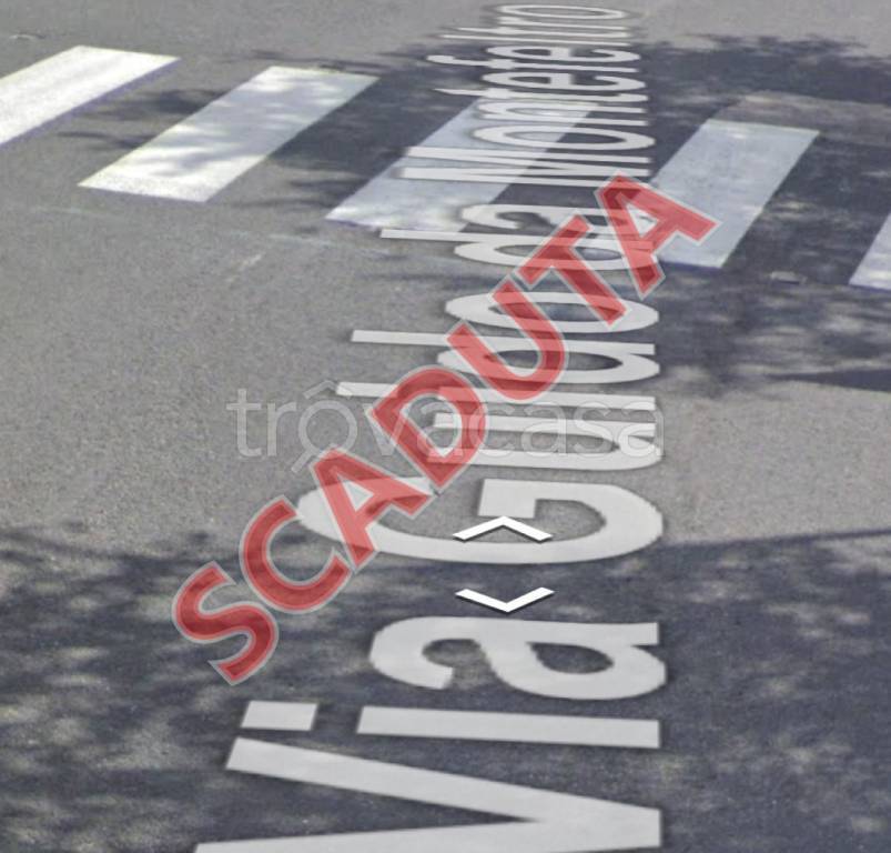 negozio in vendita ad Urbino