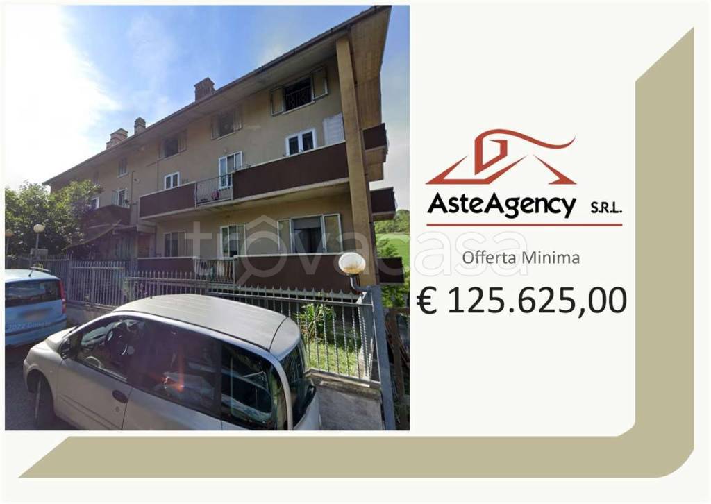 appartamento in vendita ad Urbino in zona Trasanni