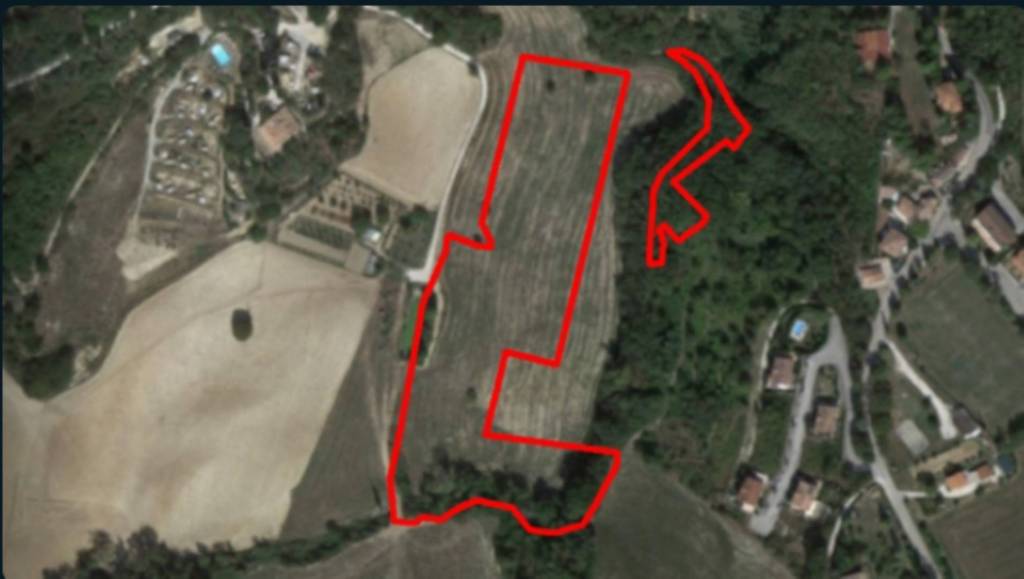 terreno agricolo in vendita ad Urbino in zona Castello di Cavallino