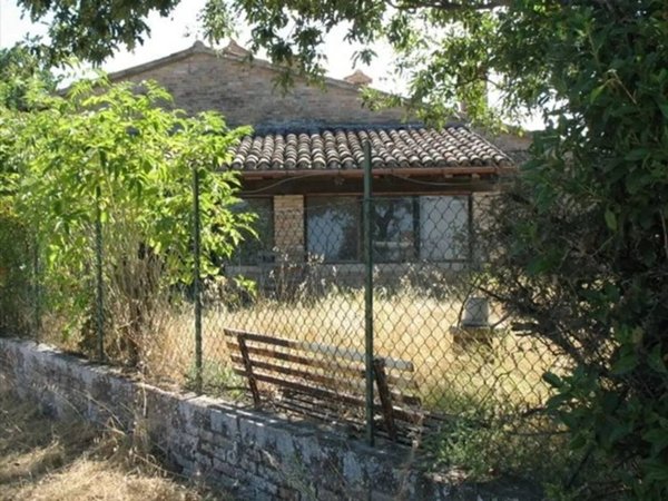 casa indipendente in vendita ad Urbino