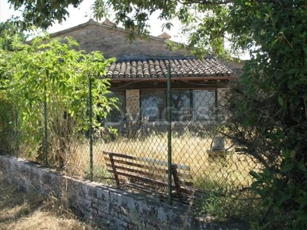 casa indipendente in vendita ad Urbino