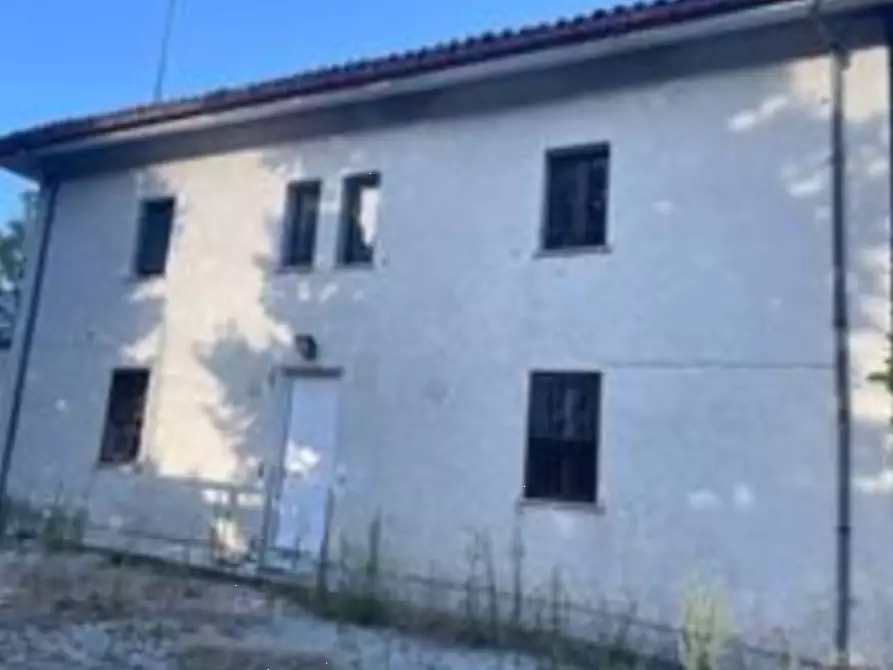negozio in vendita ad Urbino