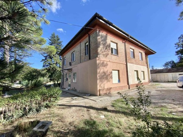casa indipendente in vendita ad Urbino in zona Centro CittÃ 