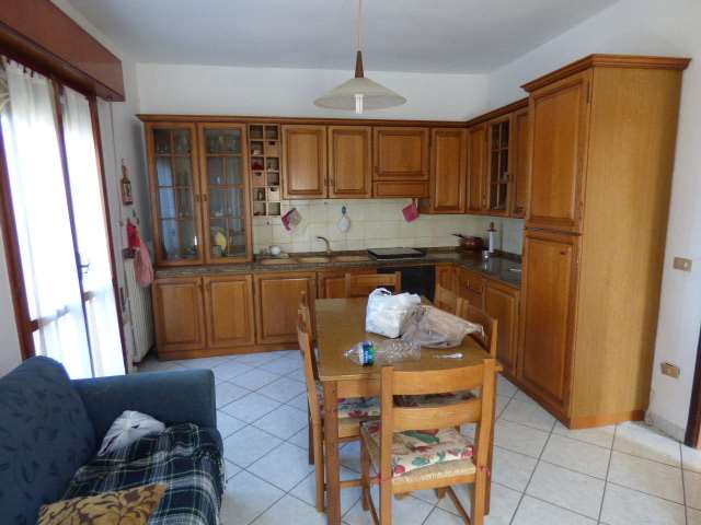 casa indipendente in vendita ad Urbino in zona Pieve di Cagna