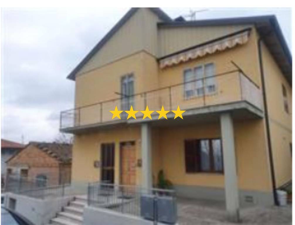 appartamento in vendita ad Urbino in zona Pieve di Cagna