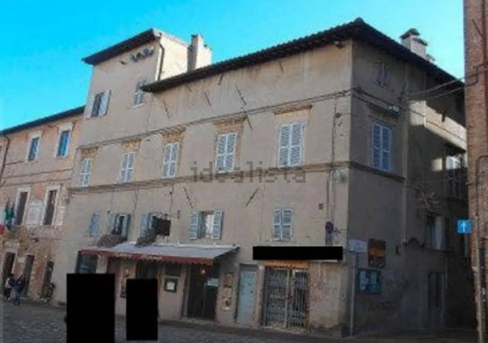 appartamento in vendita ad Urbino