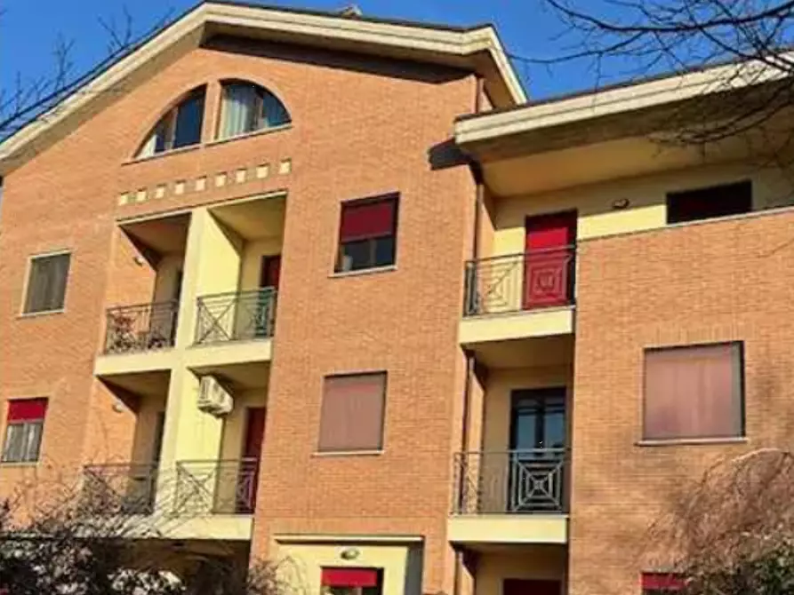 appartamento in vendita ad Urbino in zona Canavaccio