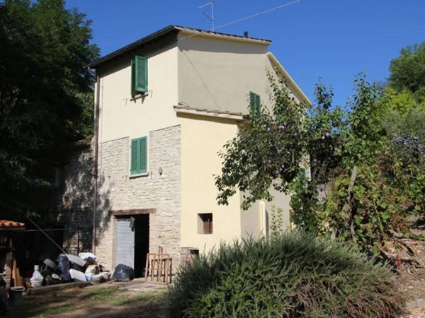 casa indipendente in vendita ad Urbino