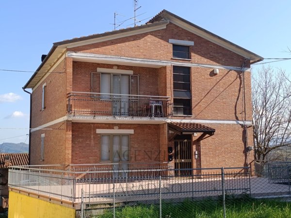 casa indipendente in vendita ad Urbino in zona Centro CittÃ 