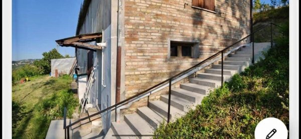 appartamento in vendita ad Urbino