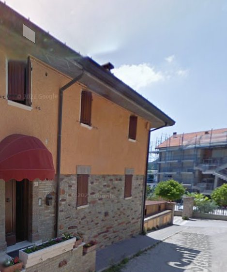 negozio in vendita ad Urbino in zona Gadana