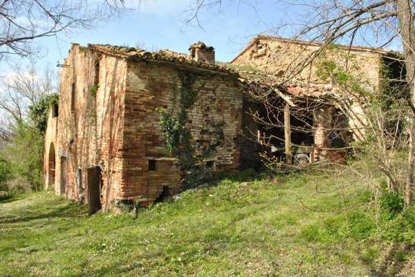 casa indipendente in vendita ad Urbino in zona Centro CittÃ 
