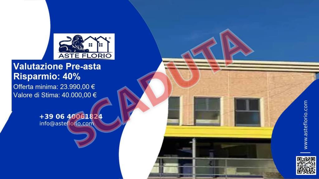 negozio in vendita ad Urbino in zona Canavaccio