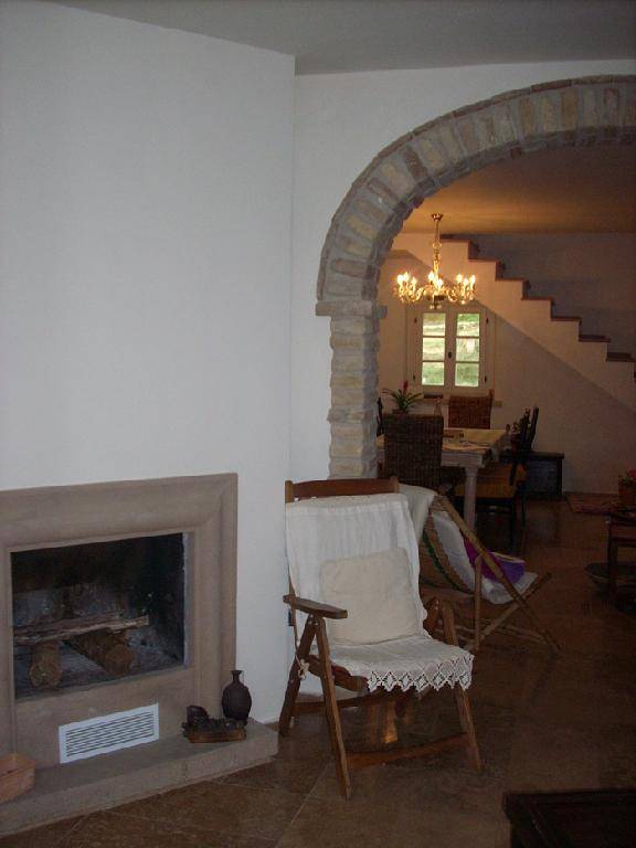 casa indipendente in vendita ad Urbino