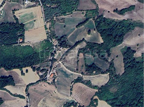 appartamento in vendita ad Urbino in zona Trasanni