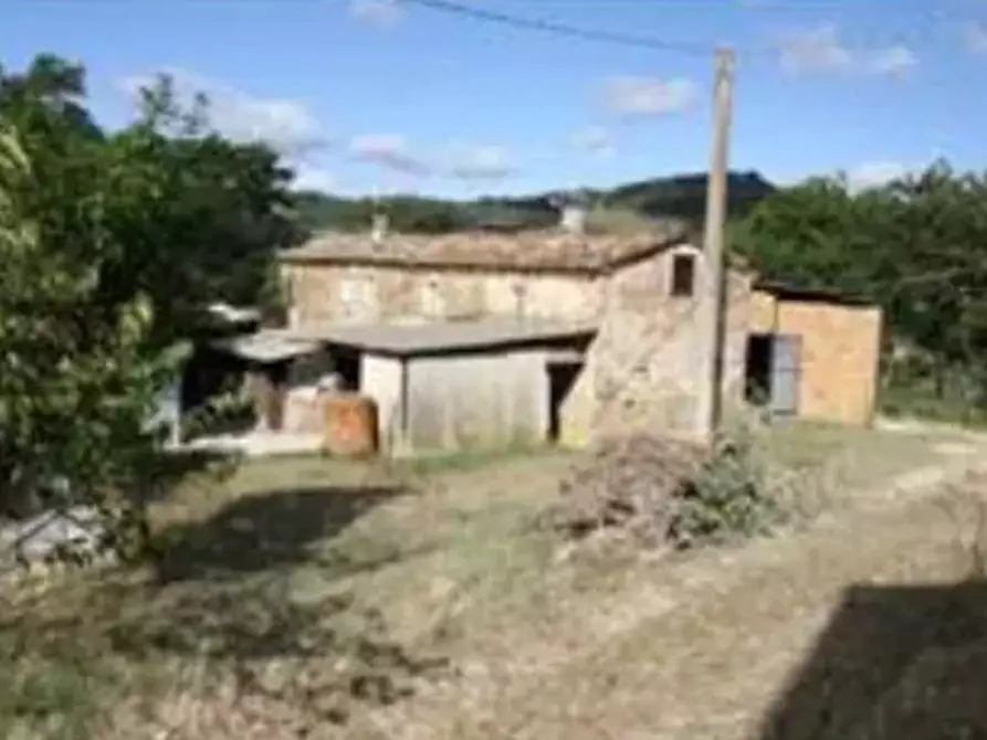 locale di sgombero in vendita ad Urbino