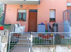 appartamento in vendita ad Urbino in zona Trasanni