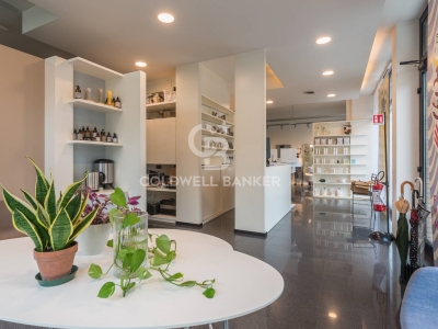 negozio in vendita ad Urbino