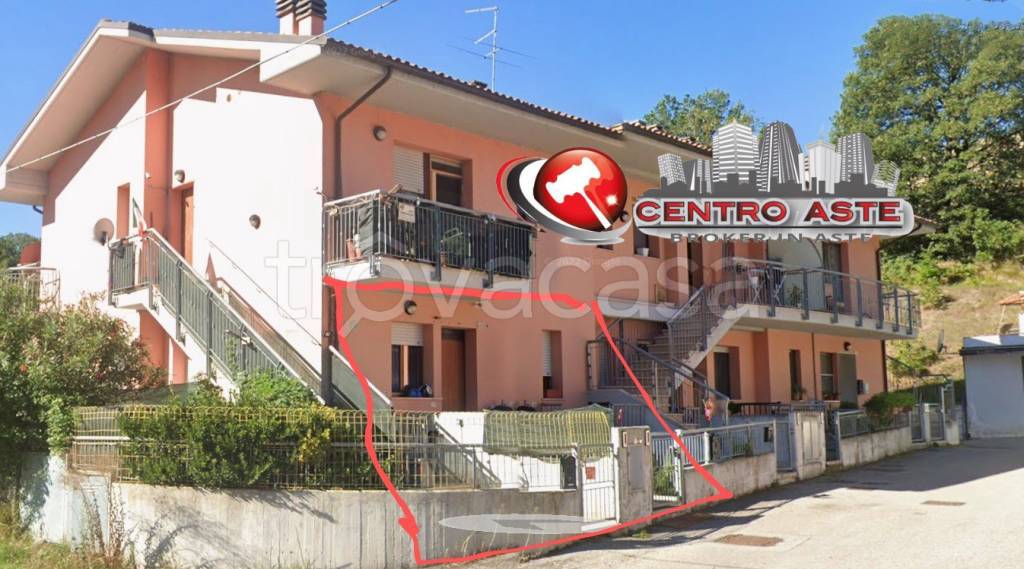 appartamento in vendita ad Urbino in zona Trasanni