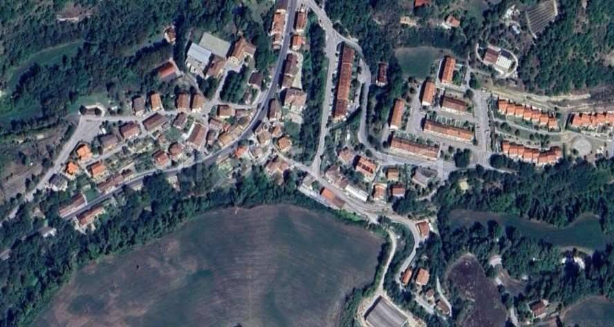 appartamento in vendita ad Urbino in zona Trasanni