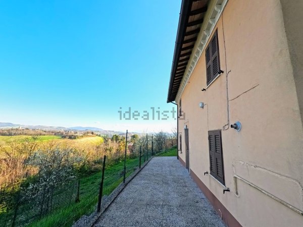 casa indipendente in vendita ad Urbino
