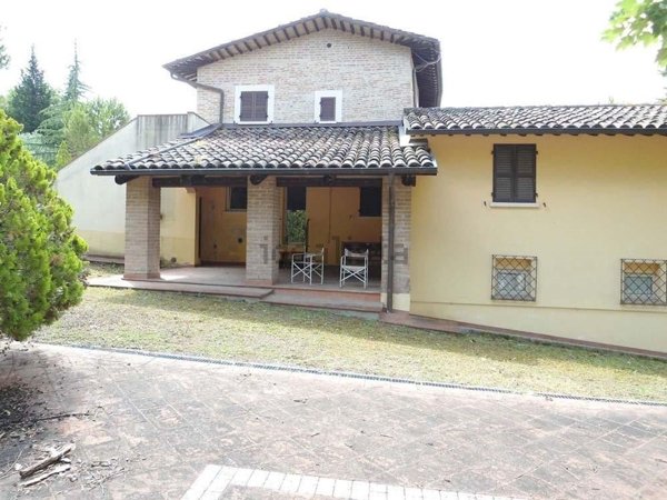 appartamento in vendita ad Urbino in zona Centro CittÃ 