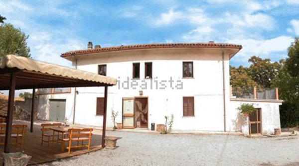 casa indipendente in vendita ad Urbino