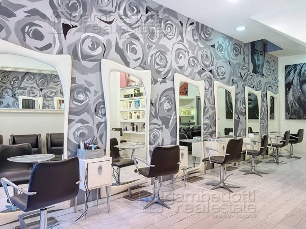 locale di sgombero in vendita ad Urbino in zona Centro CittÃ 