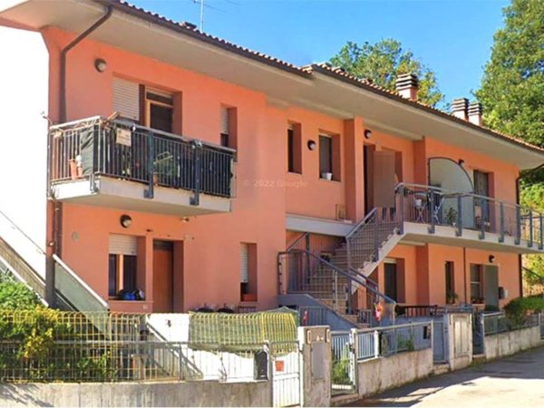 appartamento in vendita ad Urbino in zona Trasanni