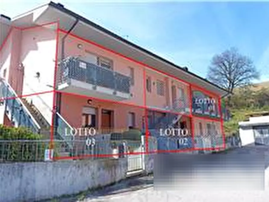 appartamento in vendita ad Urbino in zona Trasanni