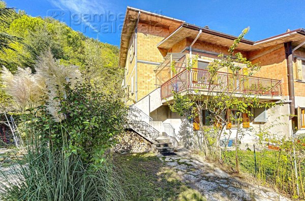 appartamento in vendita ad Urbino in zona Montesoffio