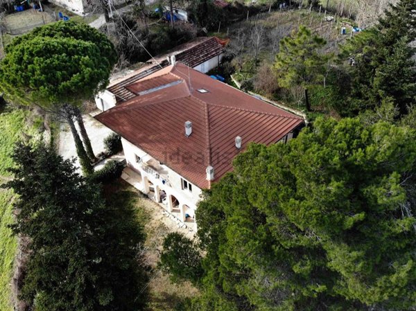 appartamento in vendita ad Urbino in zona Centro CittÃ 