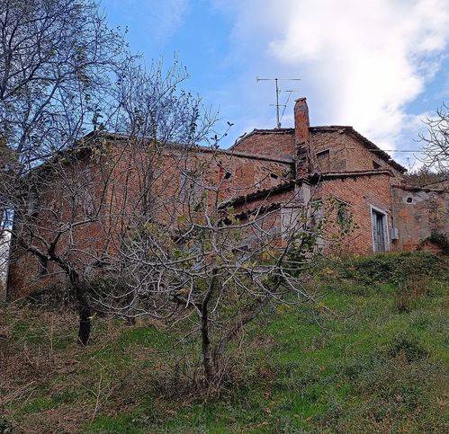 casa indipendente in vendita ad Urbino