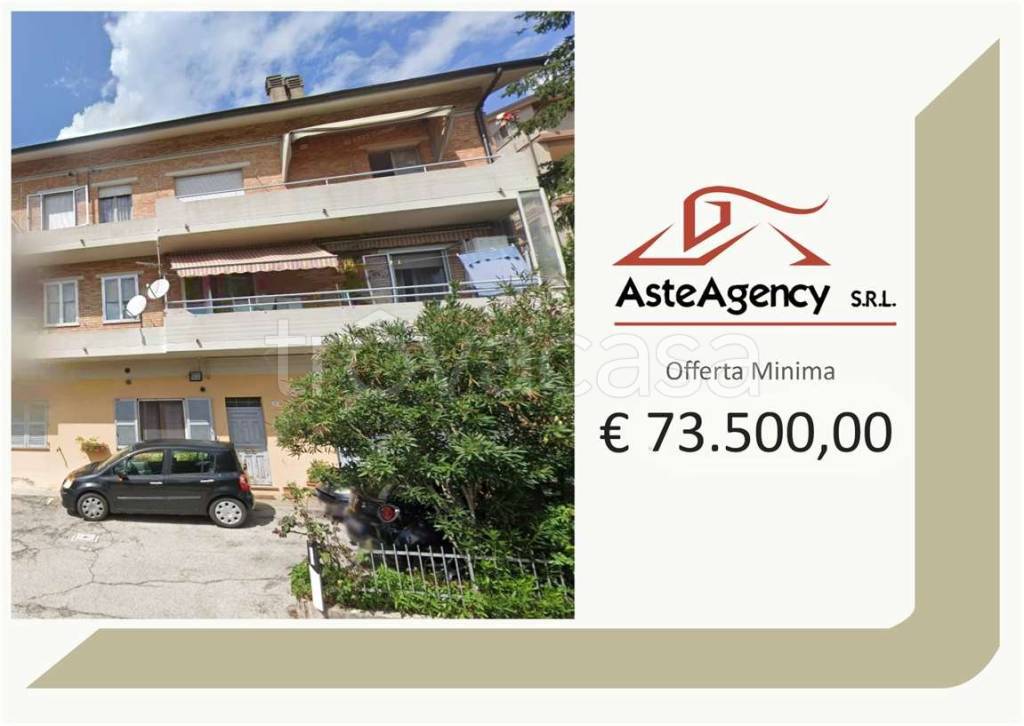 appartamento in vendita ad Urbino in zona Gadana