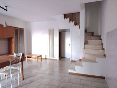 casa indipendente in vendita ad Urbino