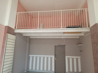 negozio in vendita ad Urbino