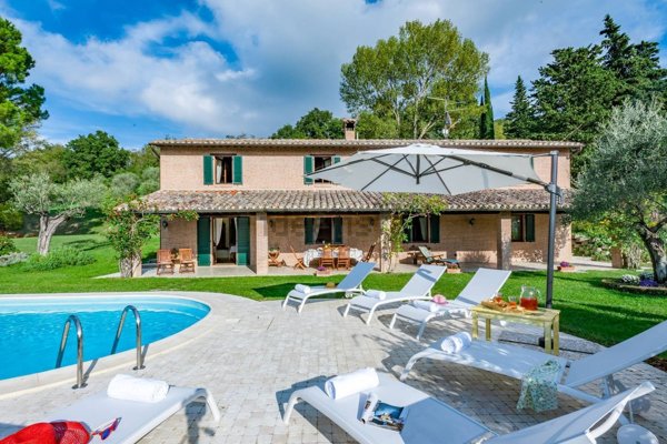 casale in vendita ad Urbino