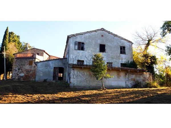 casale in vendita ad Urbino in zona Montesoffio