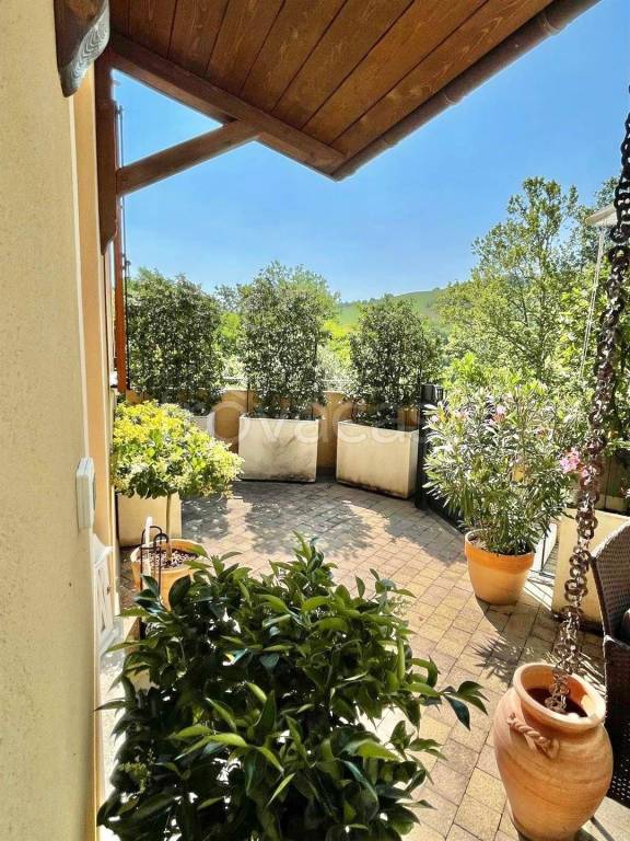 appartamento in vendita ad Urbino in zona Trasanni