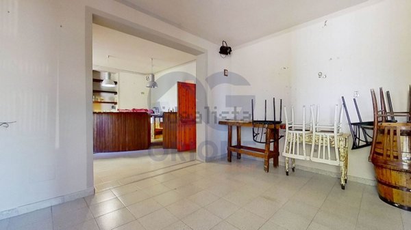 casa indipendente in vendita ad Urbino in zona Pantiera