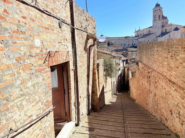 appartamento in vendita ad Urbino