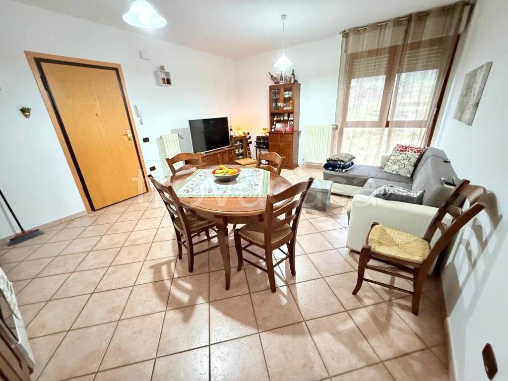appartamento in vendita ad Urbino