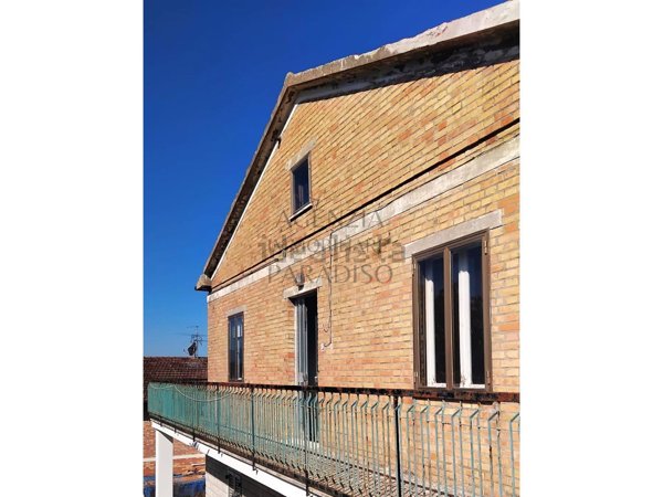 appartamento in vendita ad Urbino