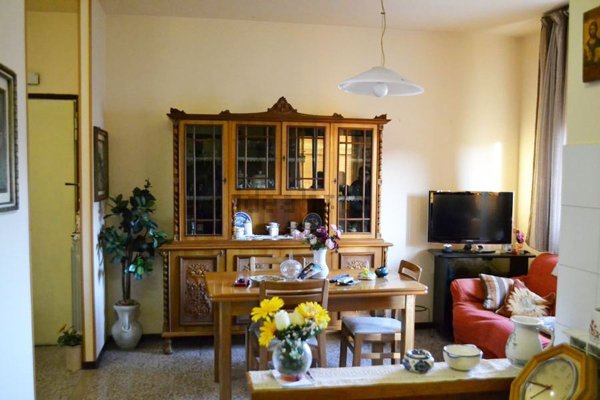 appartamento in vendita ad Urbino in zona Canavaccio