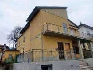 appartamento in vendita ad Urbino in zona Pieve di Cagna