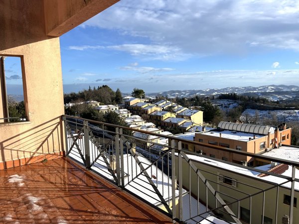 appartamento in vendita ad Urbino